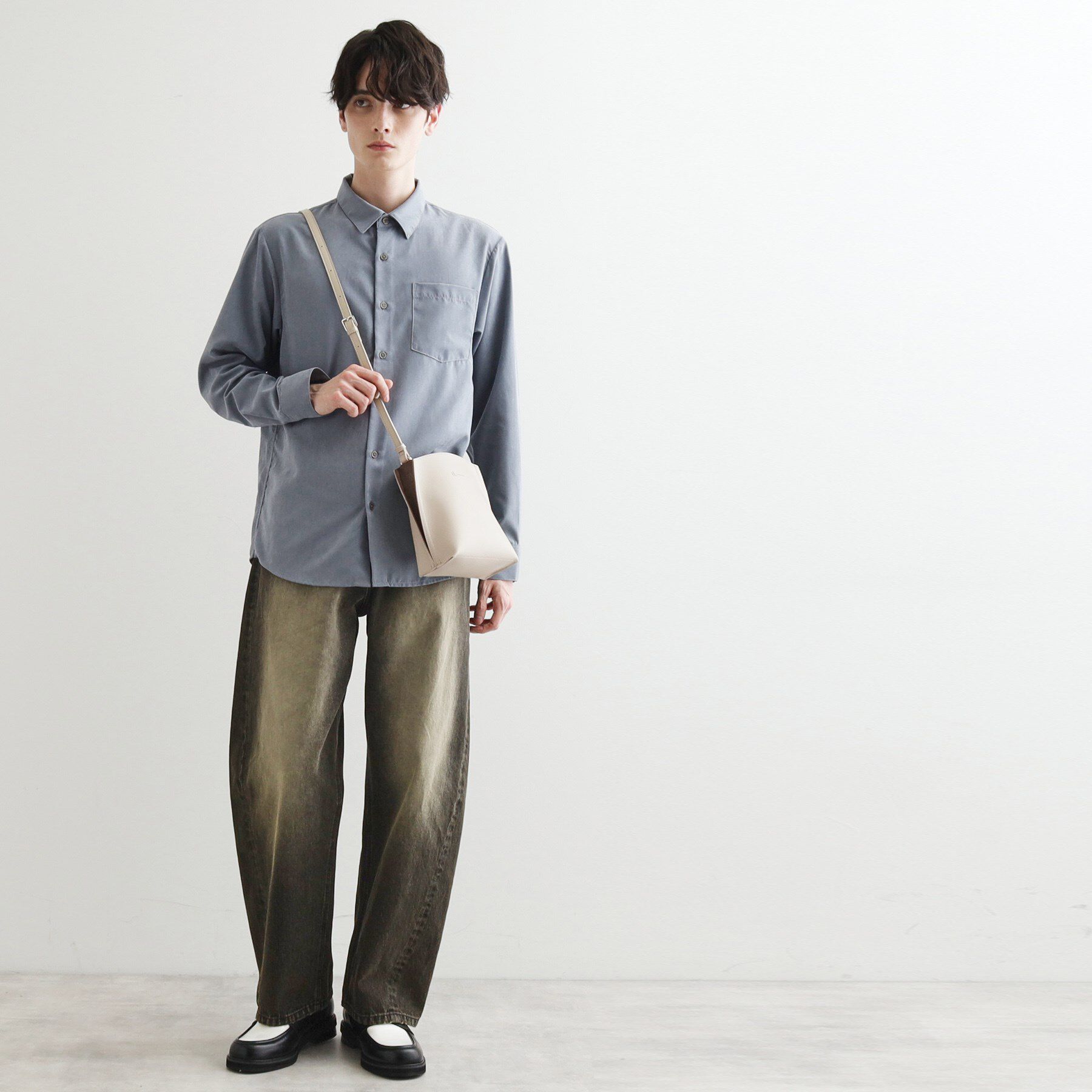 tk.TAKEO KIKUCHI「ラウンドミニショルダー」|ショルダー・メッセンジャー|