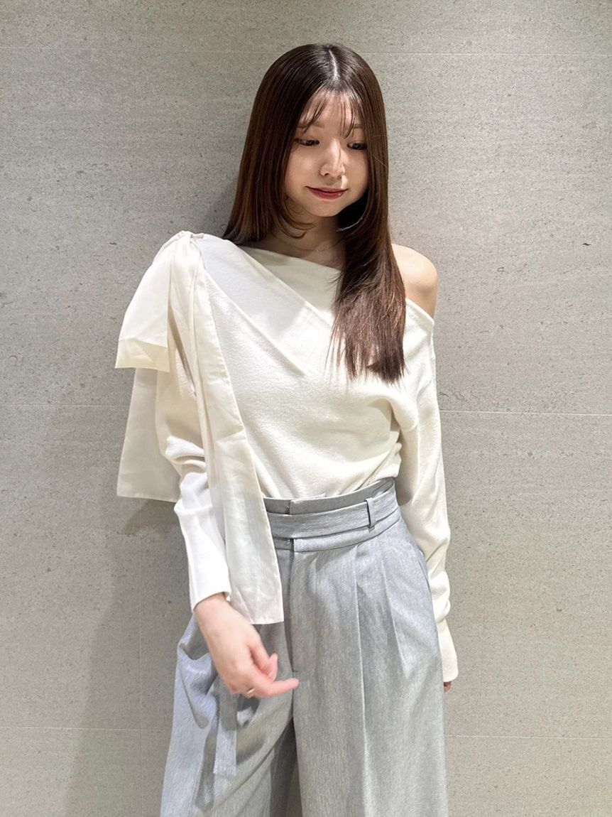 SNIDEL「スタイルアップベルティッドワイドパンツ」|チノ|