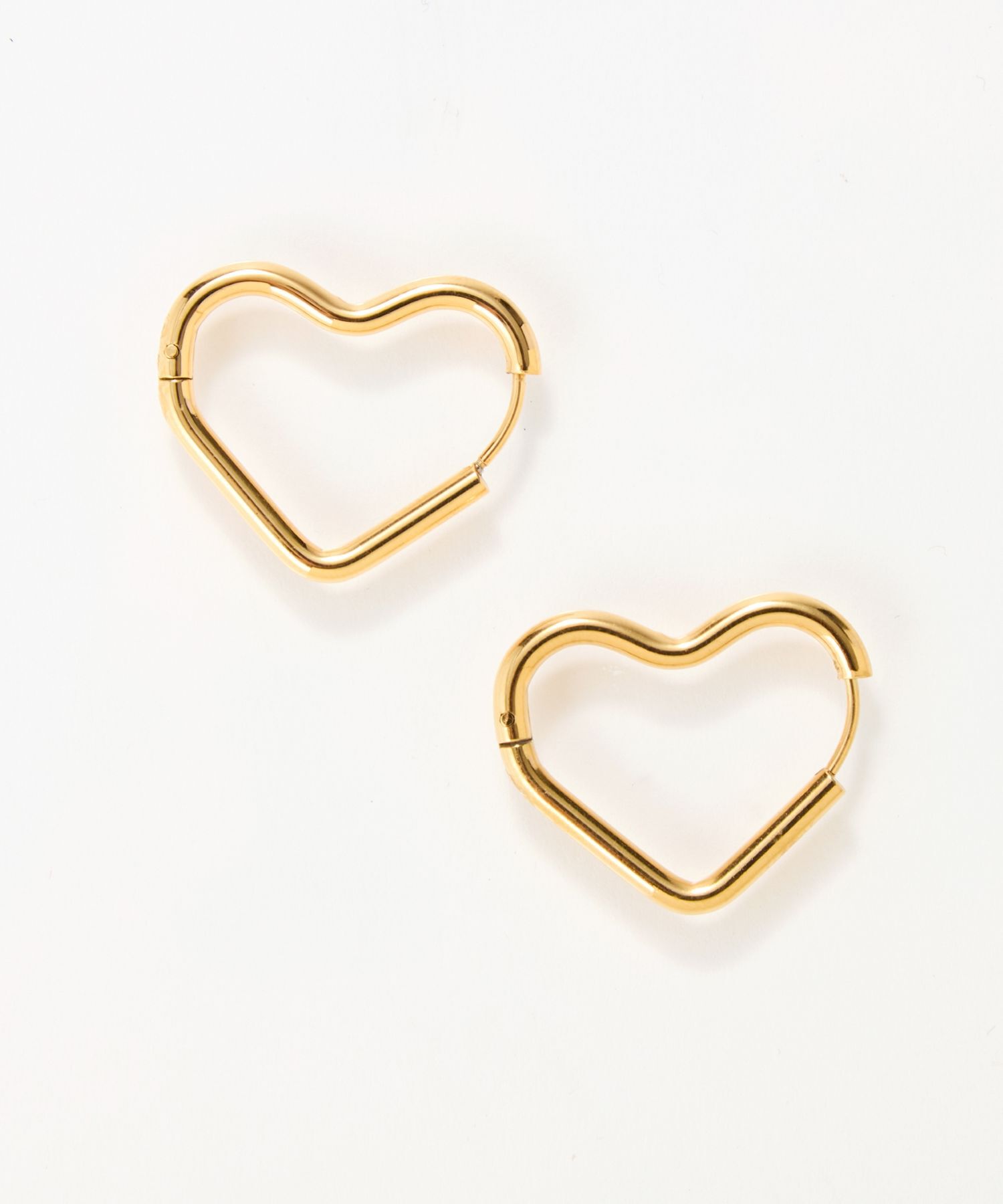 Phoebe「【金属アレルギー対応】グロウハートフープワンタッチピアス　ゴールド/ステンレス」|ピアス|