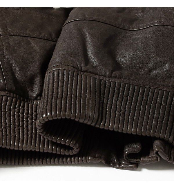 BEAMS「ワイドショートフィット G-1 シープレザー ダウンジャケット」|ブルゾン・スタジャン|