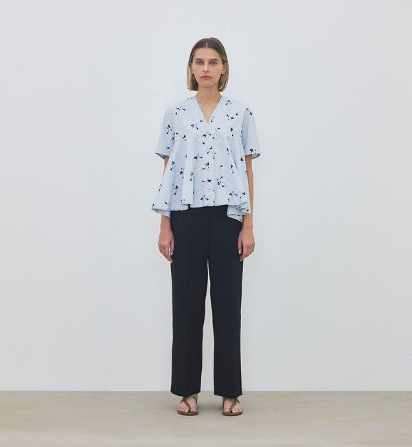 DES PRES「【WEB先行予約】トライアングルクロスプリント フレアテールブラウス」|シャツ・ブラウス|