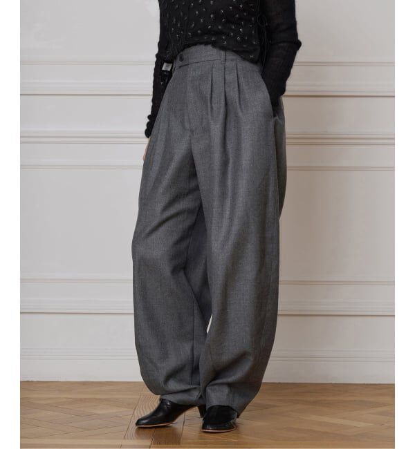 IENA LA BOUCLE「IENA LA BOUCLE ウールサキソニータックバレルパンツ」|スラックス|