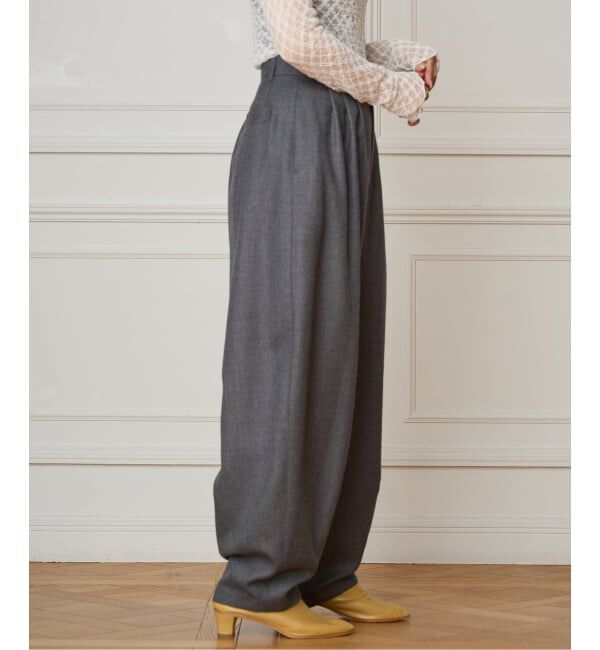 IENA LA BOUCLE「IENA LA BOUCLE ウールサキソニータックバレルパンツ」|スラックス|