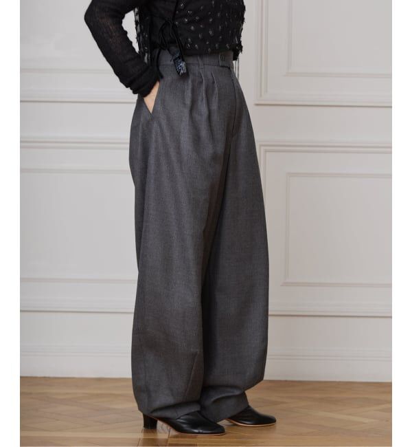 IENA LA BOUCLE「IENA LA BOUCLE ウールサキソニータックバレルパンツ」|スラックス|