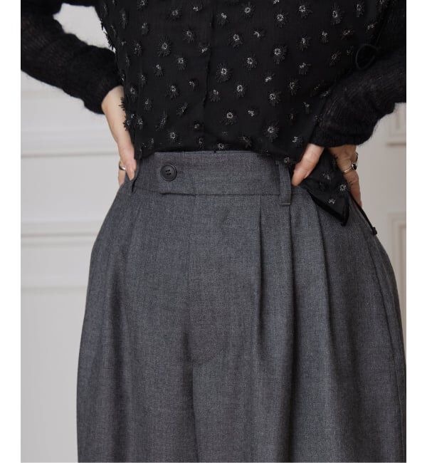 IENA LA BOUCLE「IENA LA BOUCLE ウールサキソニータックバレルパンツ」|スラックス|