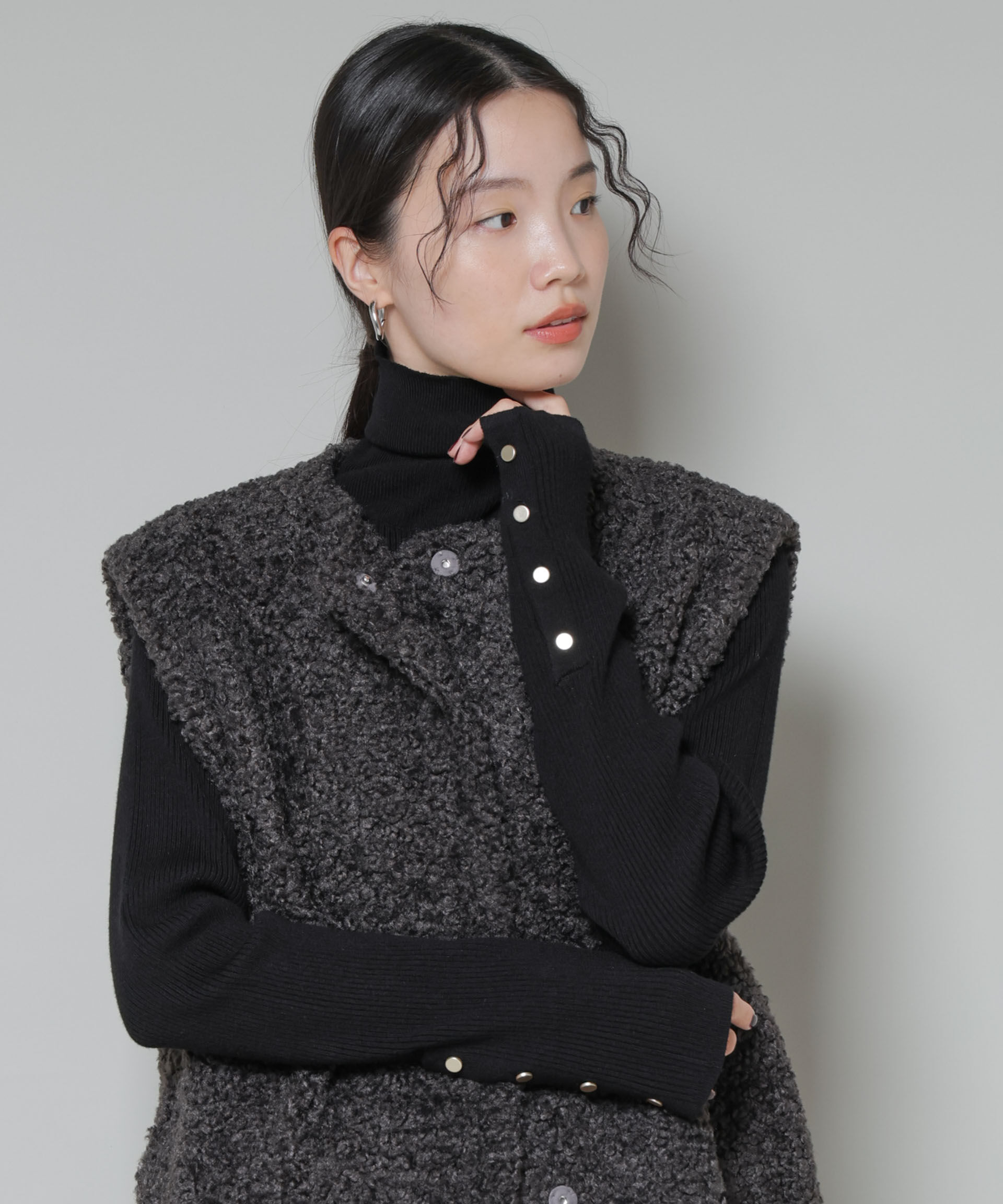 nano･universe「洗濯機洗可メタルボタンリブニット」|ニット・セーター|ブラック