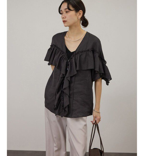 SALON adam et rope'「【WEB限定】ヨーロピアンリネンルジェフリルブラウス」|シャツ・ブラウス|チャコール(06)
