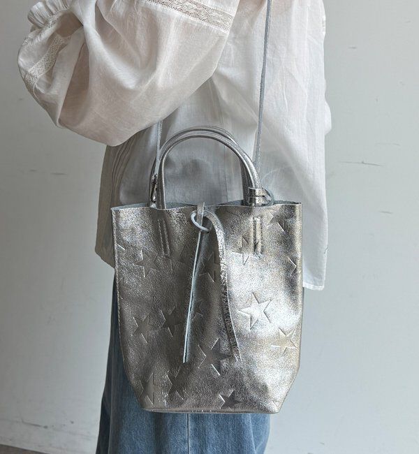  「【WEB限定】星柄エンボスミニレザーバッグ」|トートバッグ|