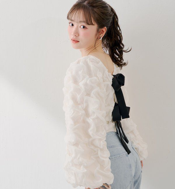  「【SALON by Chico】前後2wayフロントリボンポコポコブラウス」|シャツ・ブラウス|