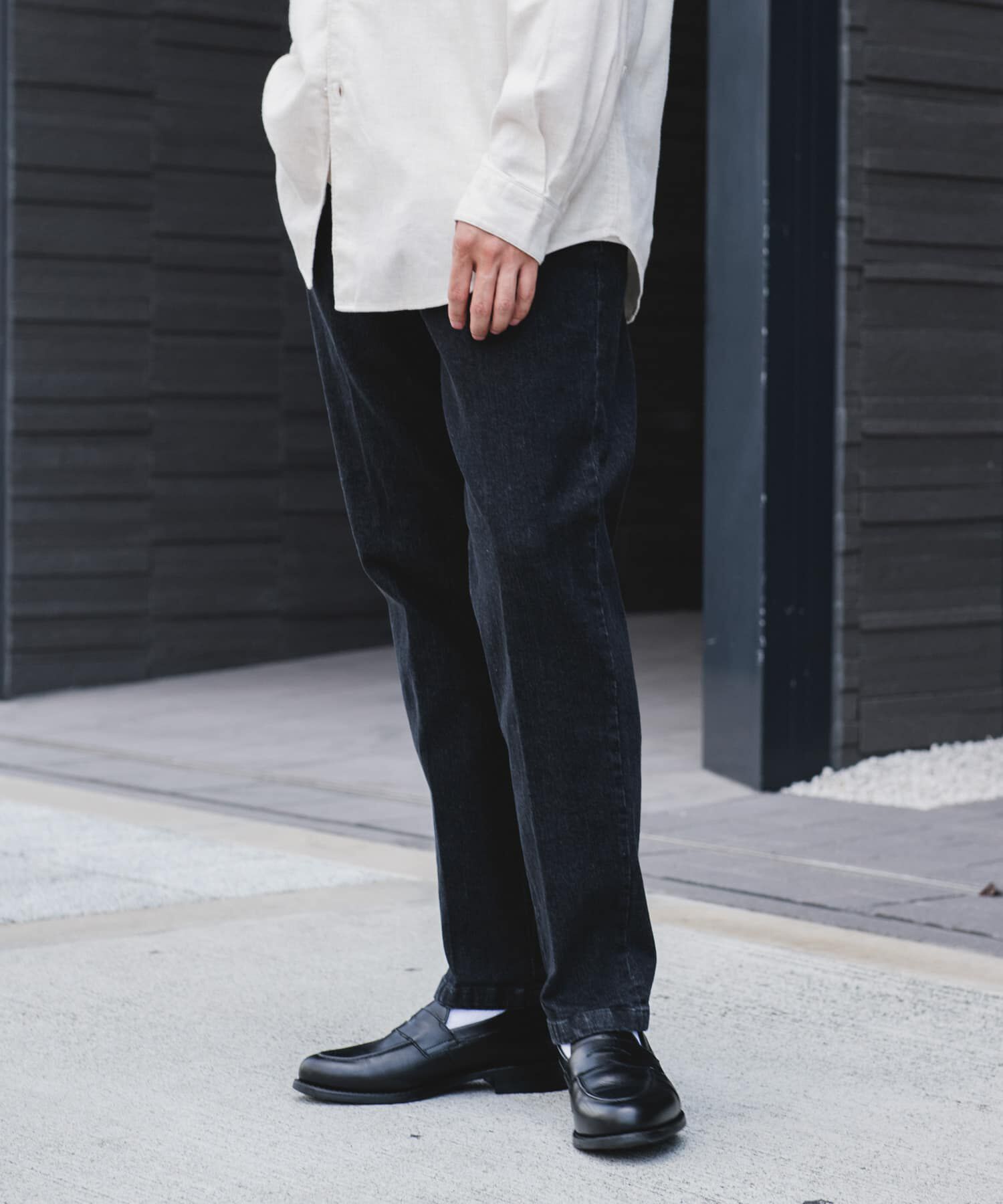 URBAN RESEARCH DOORS「デニムテーパードトラウザー」|デニム|