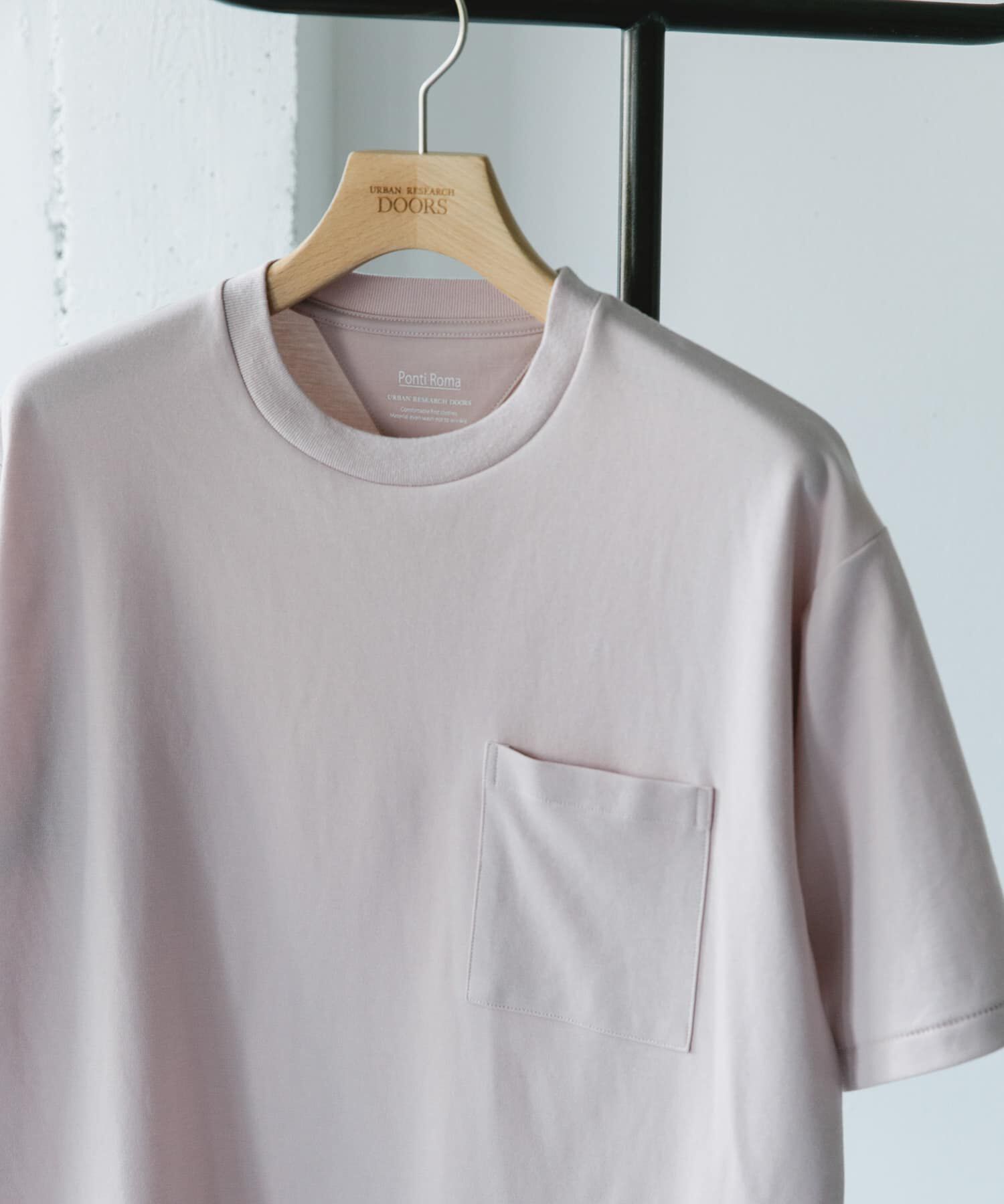 URBAN RESEARCH DOORS「『Sサイズ/WEB限定』ポンチポケットショートスリーブTシャツ」|Tシャツ・カットソー|ライトピンク