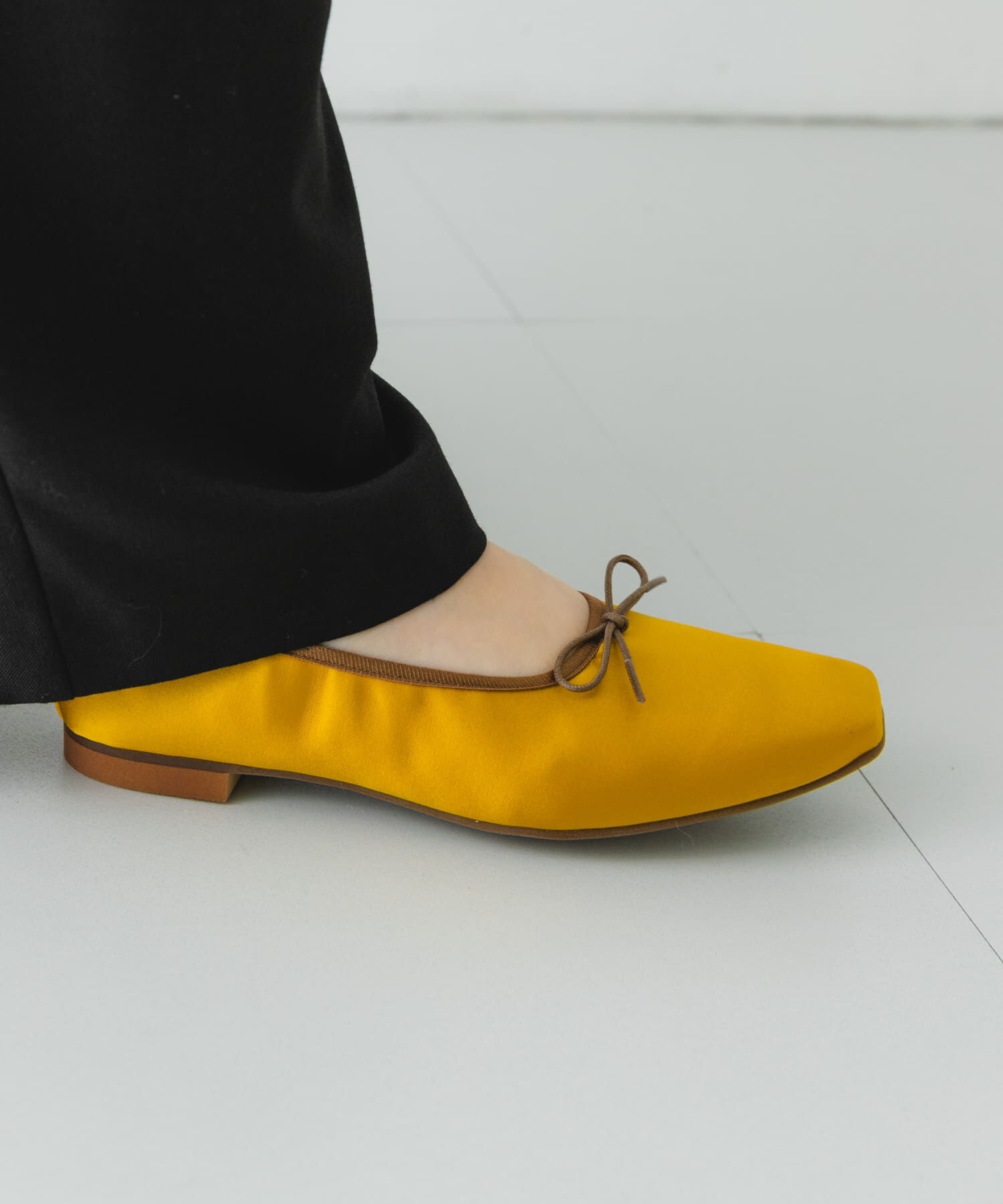 RODE SKO「『MADE IN JAPAN』 サテンスクエアトゥバレエシューズ」|バレエシューズ|