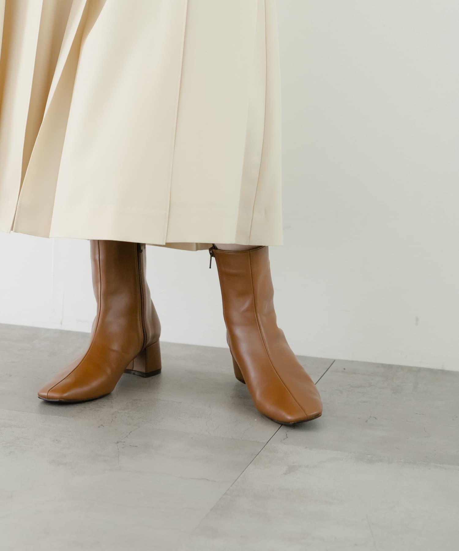 URBAN RESEARCH「『MADE IN JAPAN』スクエアトゥブーツ」|ショートブーツ|