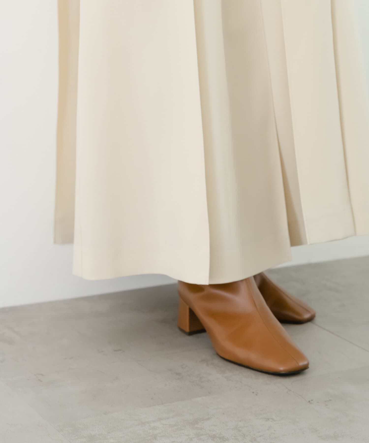 URBAN RESEARCH「『MADE IN JAPAN』スクエアトゥブーツ」|ショートブーツ|