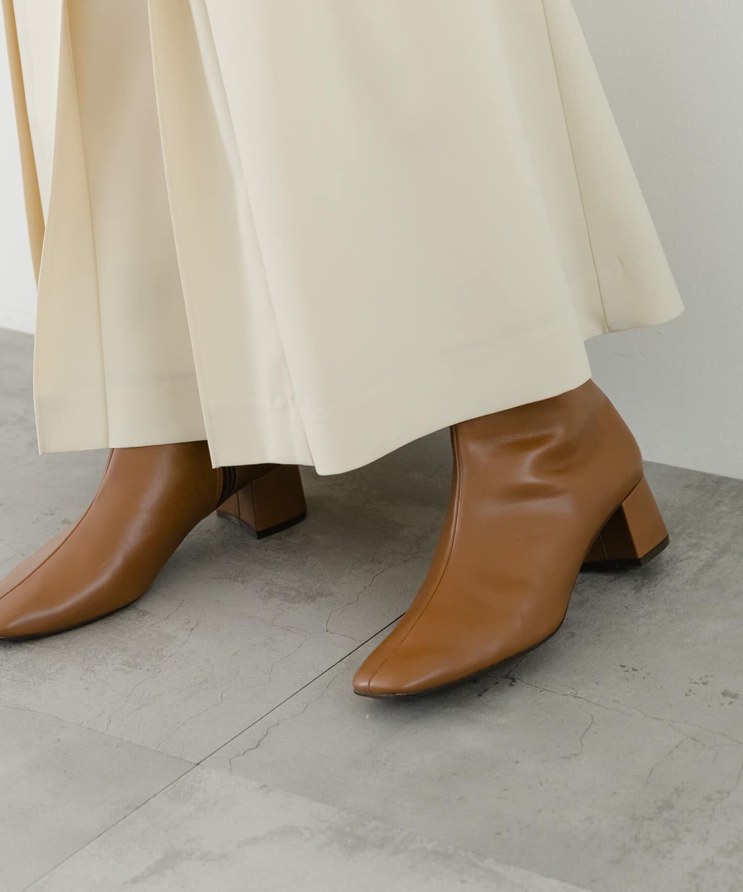 URBAN RESEARCH「『MADE IN JAPAN』スクエアトゥブーツ」|ショートブーツ|