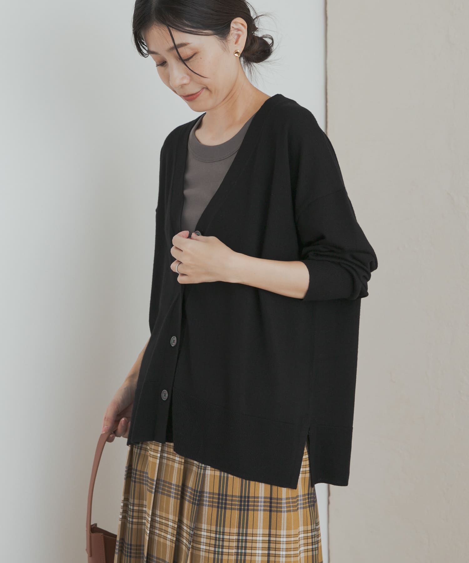 URBAN RESEARCH DOORS「ウォッシャブルウールVネックワイドカーディガン」|カーディガン|