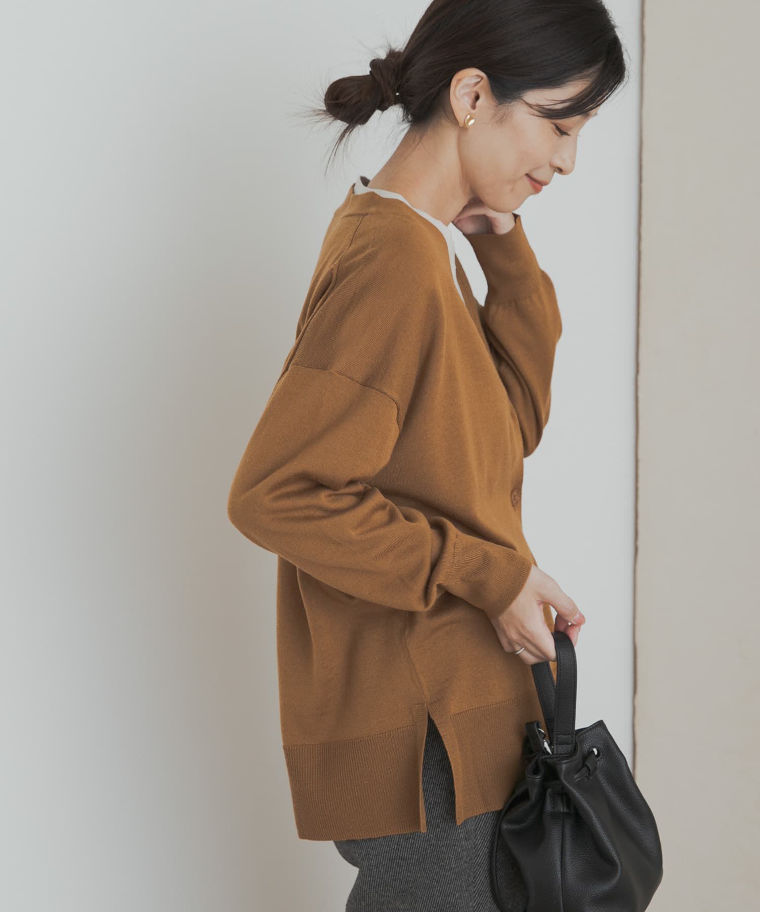 URBAN RESEARCH DOORS「ウォッシャブルウールVネックワイドカーディガン」|カーディガン|