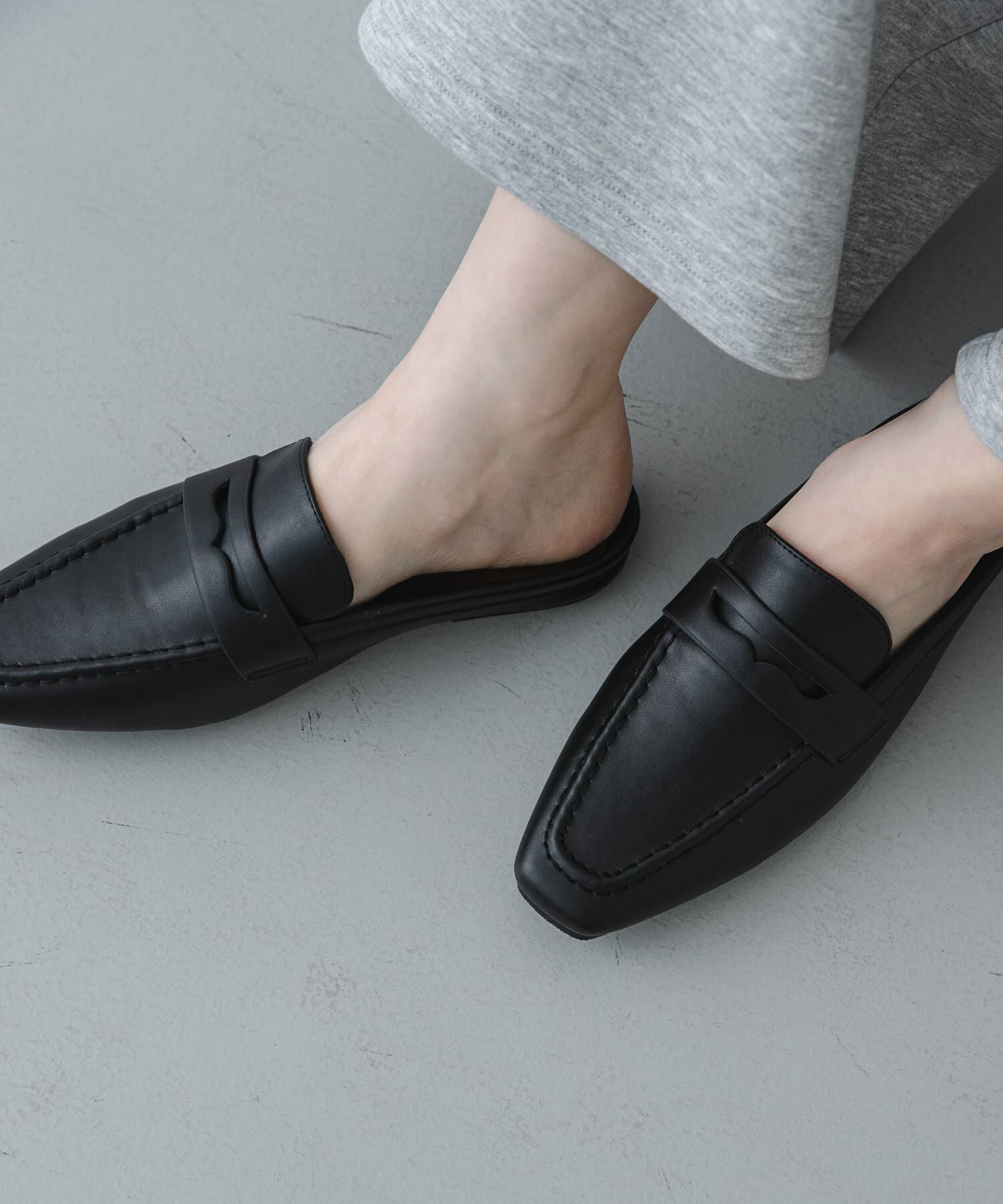 SENSE OF PLACE by URBAN RESEARCH「スクエアトゥローファーミュール」|ローファー|