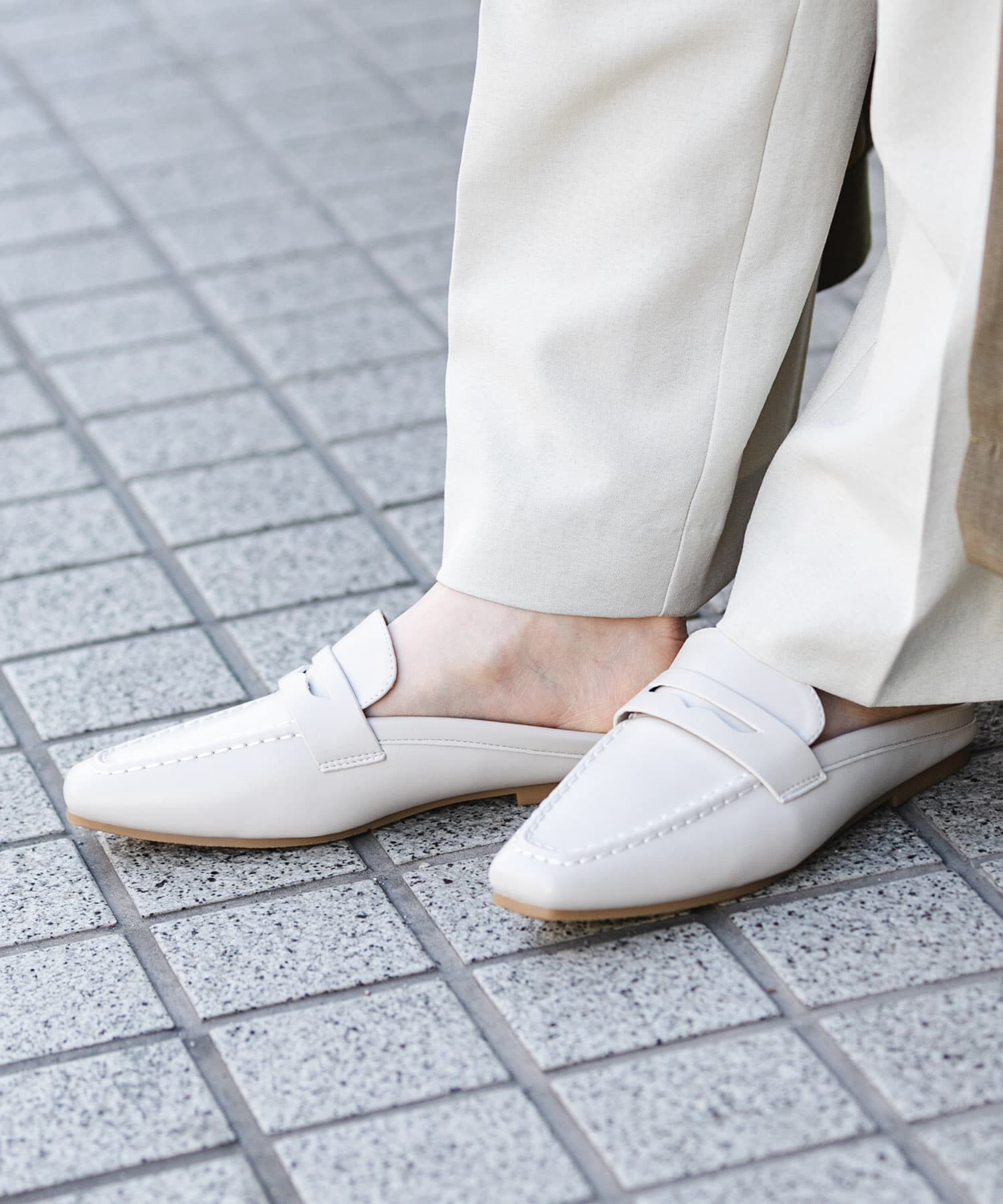 SENSE OF PLACE by URBAN RESEARCH「スクエアトゥローファーミュール」|ローファー|