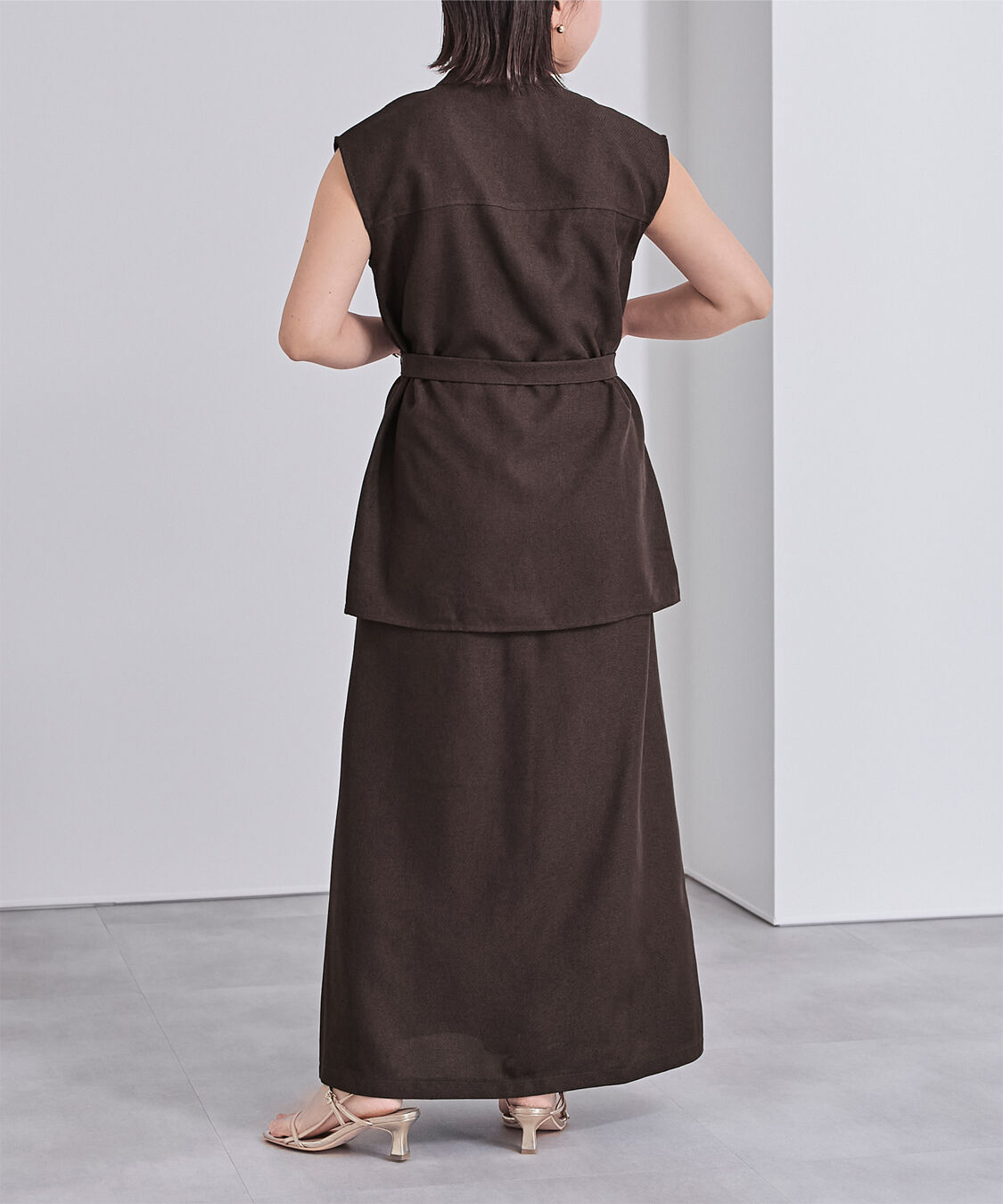 ur's「ﾘﾈﾝﾗｲｸﾌﾛﾝﾄﾀｯｸﾊｲｳｴｽﾄｽｶｰﾄ」|スカート|