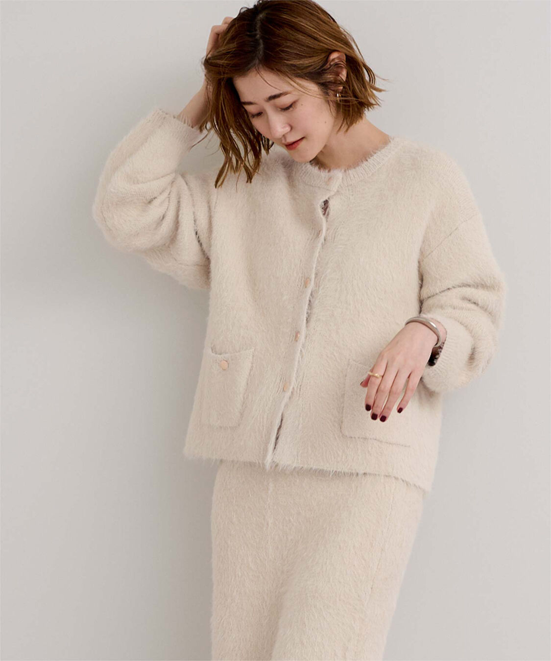 ur's「ゴールド釦シャギーニットカーディガン」|カーディガン|