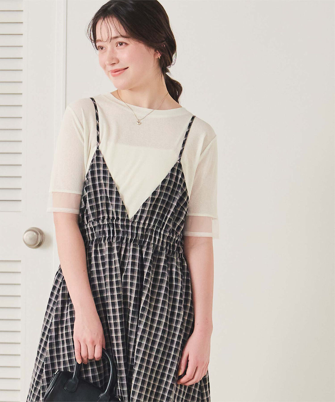 titivate「シアー切替ハーフスリーブカットソートップス」|Tシャツ・カットソー|オフホワイト