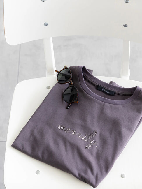 Te chichi「3DシャイニーロゴロンT《2026 spring catalog item》」|Tシャツ・カットソー|チャコールグレー