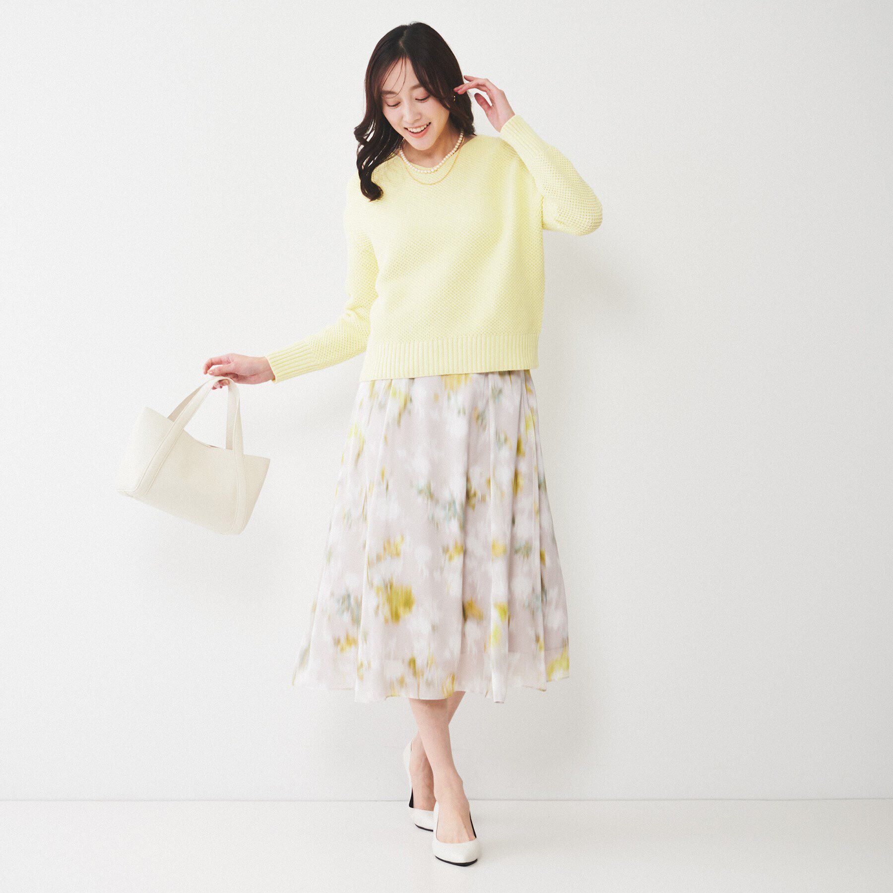 UNTITLED「【洗える/オンオフ使える】ファンシーヤーンVネックニット」|ニット・セーター|