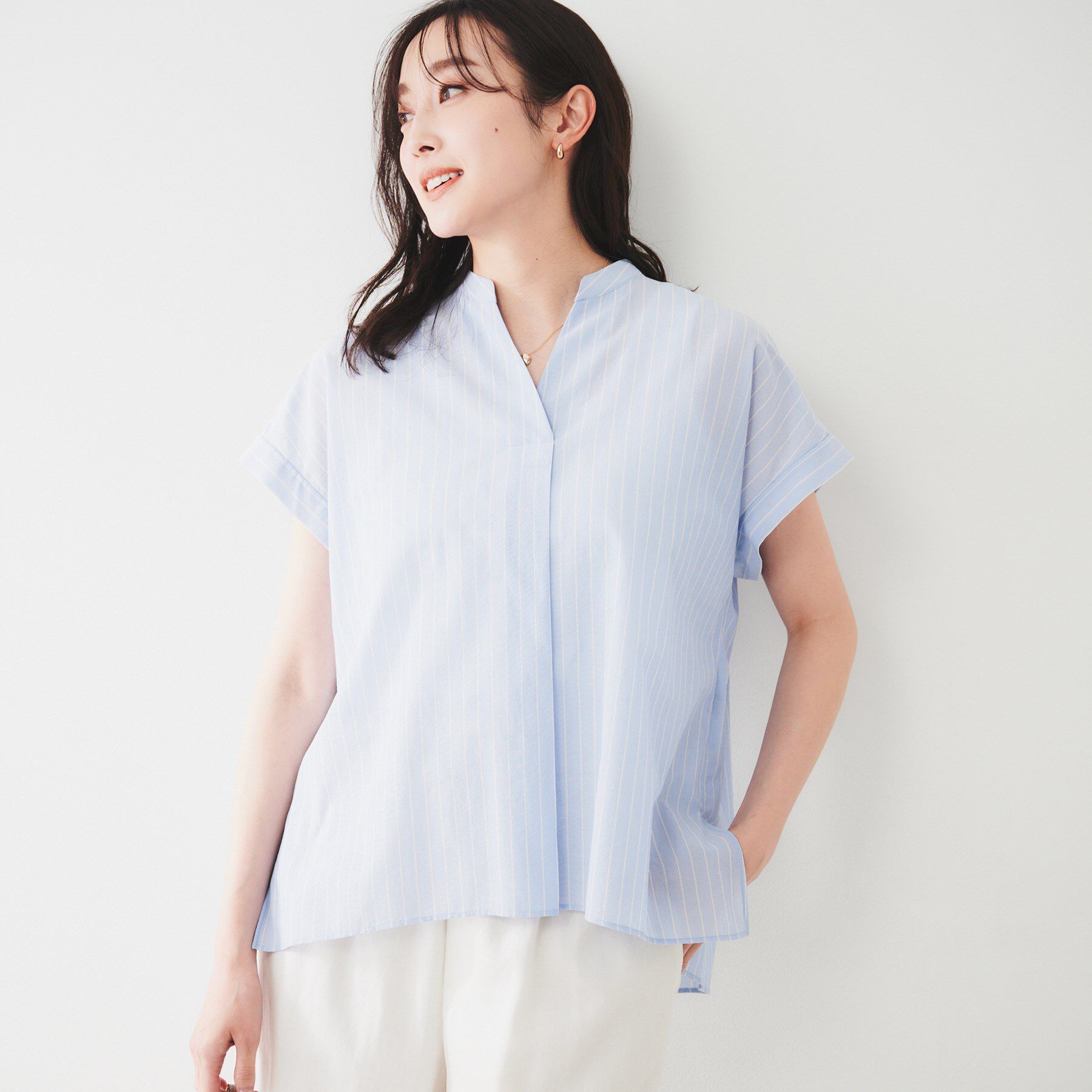 UNTITLED「【洗える/スキッパー】フレンチスリーブシアーブラウス」|シャツ・ブラウス|サックスブルー(39