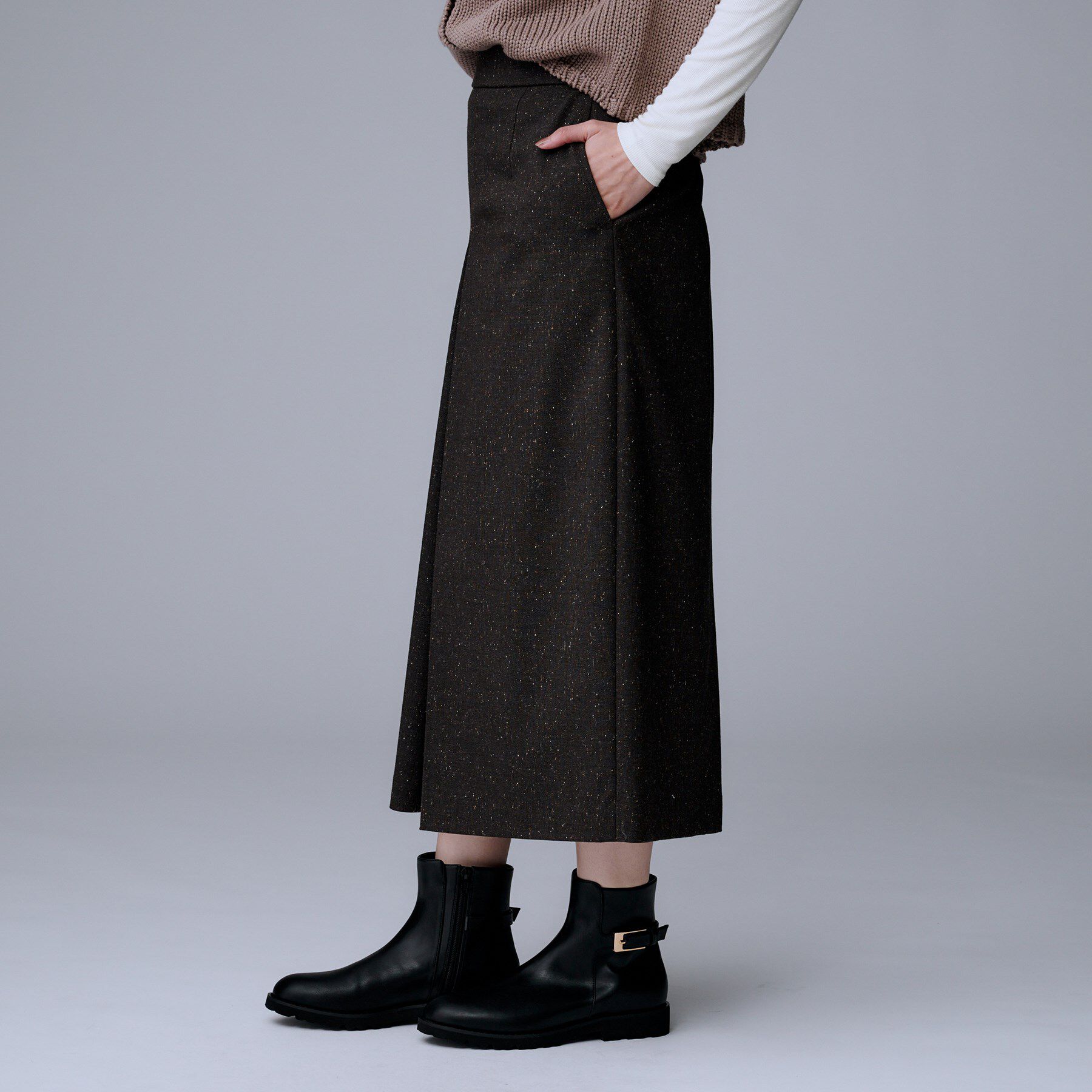 UNTITLED「【ウエスト後ろゴム/シーズンレス】シルクネップツイード ナロースカート」|スカート|