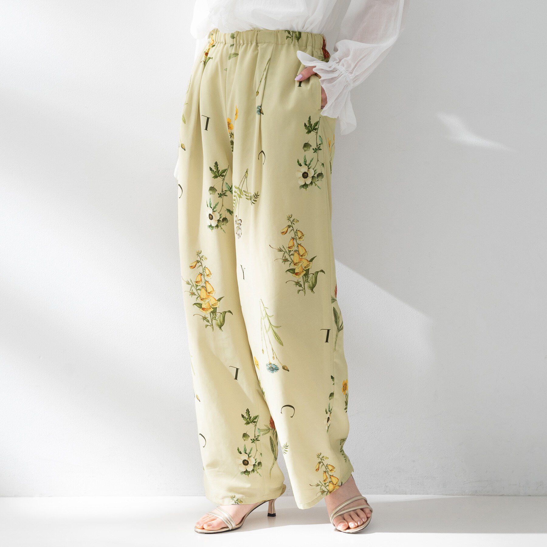 UNTITLED「【Liyoca】ボタニカルプリントイージーパンツ」|その他|