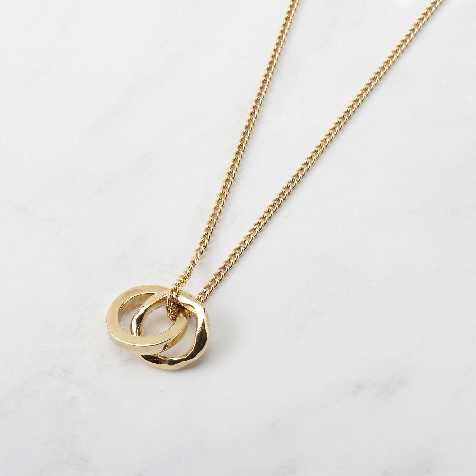 TAKEO KIKUCHI「インフィニティWリング グラスホルダーネックレス」|ネックレス|ゴールド(007)