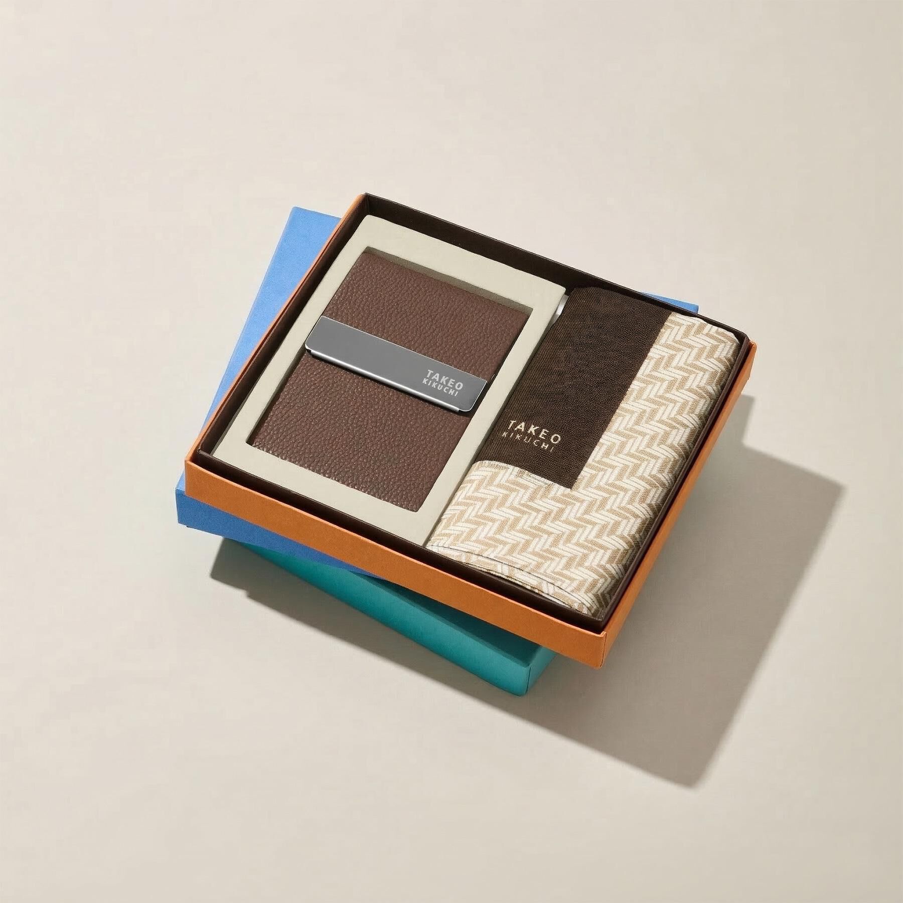 TAKEO KIKUCHI「ハンカチ名刺入れセット」|その他|