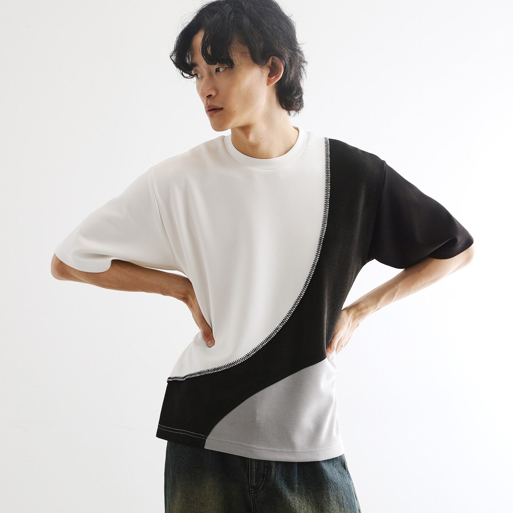 tk.TAKEO KIKUCHI「ニットドッキングカーブスイッチカットソー」|Tシャツ・カットソー|ホワイト(501)