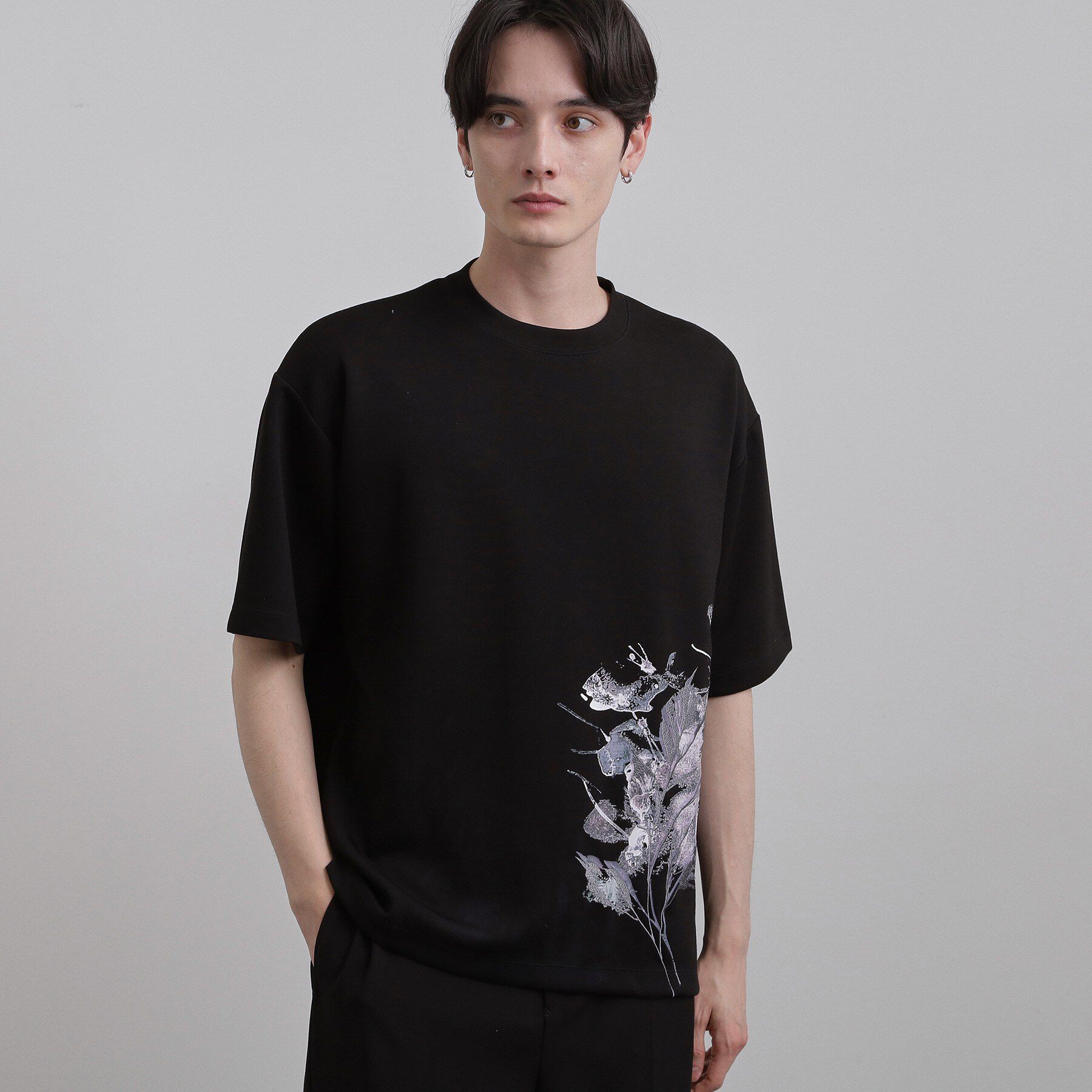 tk.TAKEO KIKUCHI「リーフエンブロブラーTシャツ」|Tシャツ・カットソー|