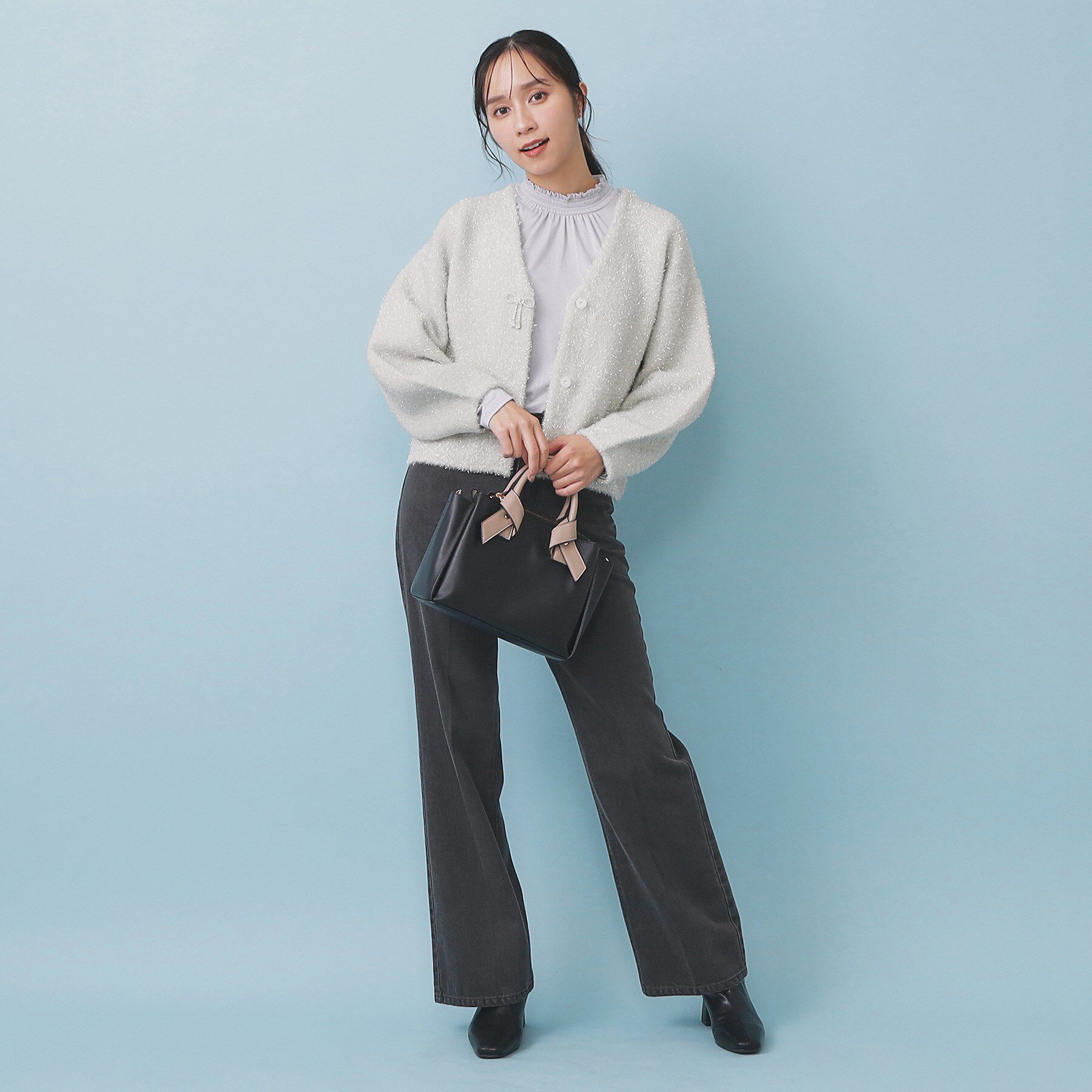 index「リボンブローチフィルムラメフェザーカーディガン【洗濯機OK】」|カーディガン|