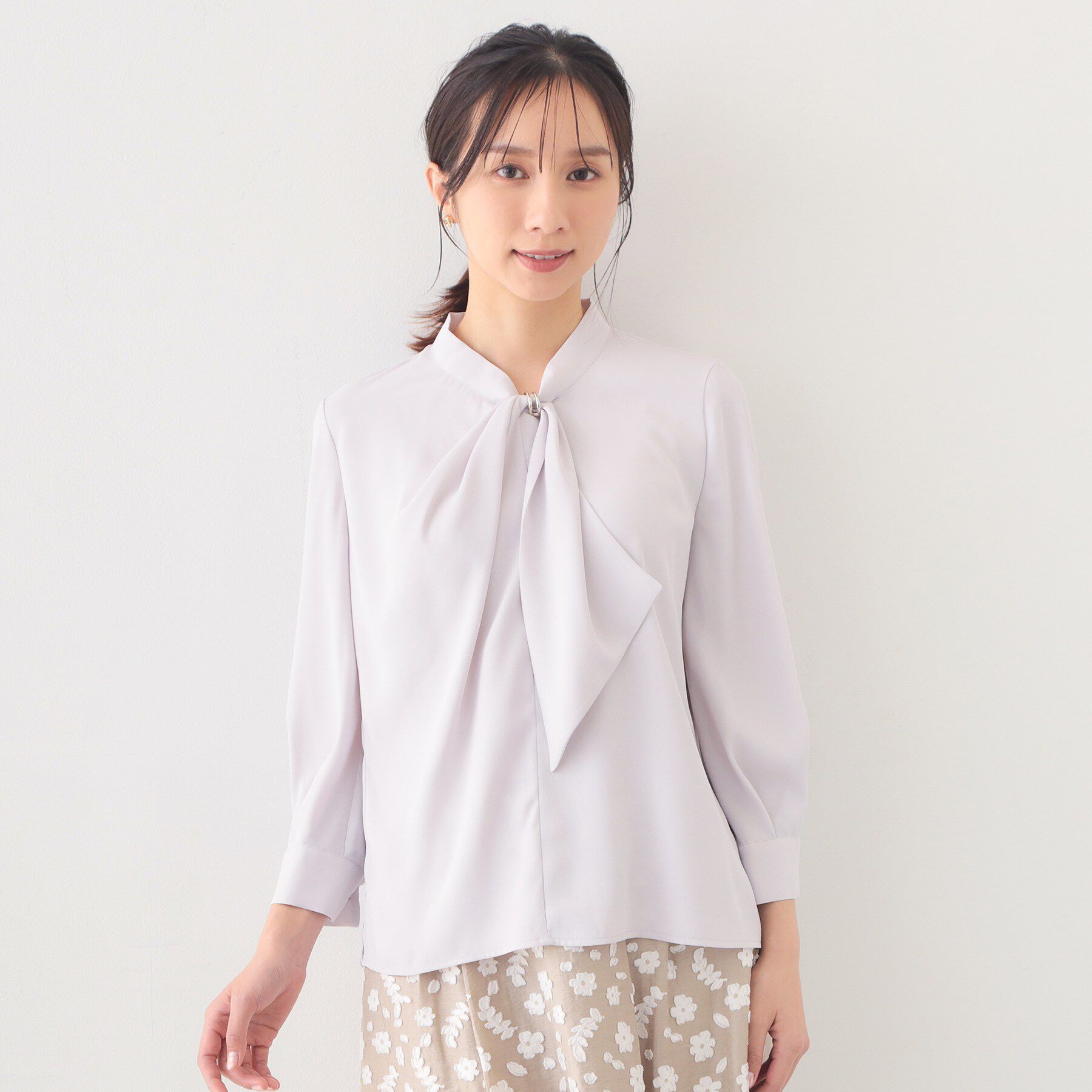 index「アシメドレープボウタイブラウス【洗濯機OK/イージーアイロン】」|シャツ・ブラウス|
