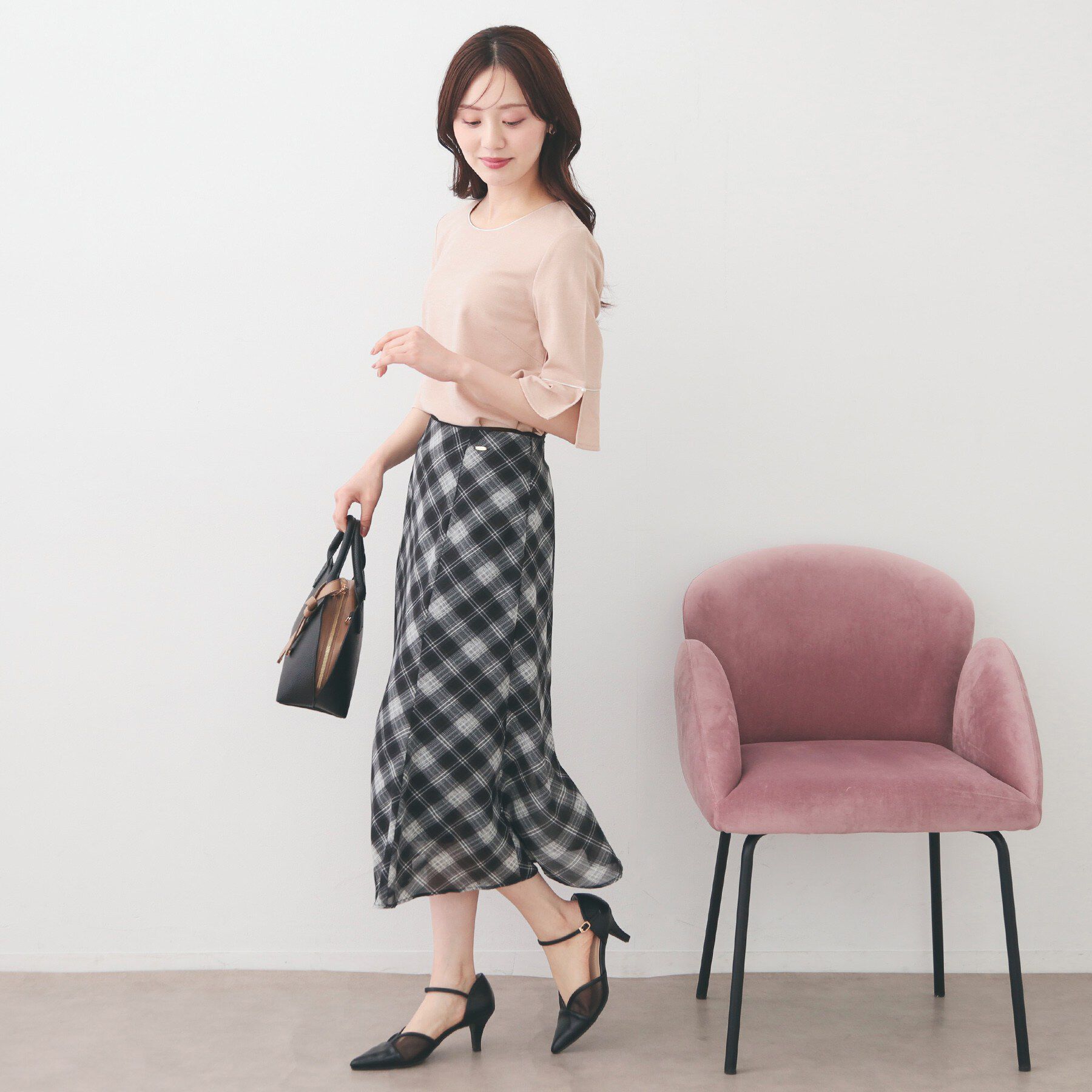 index「フレアスリーブバイカラートップス【洗濯機OK/接触冷感/UVケア】」|Tシャツ・カットソー|