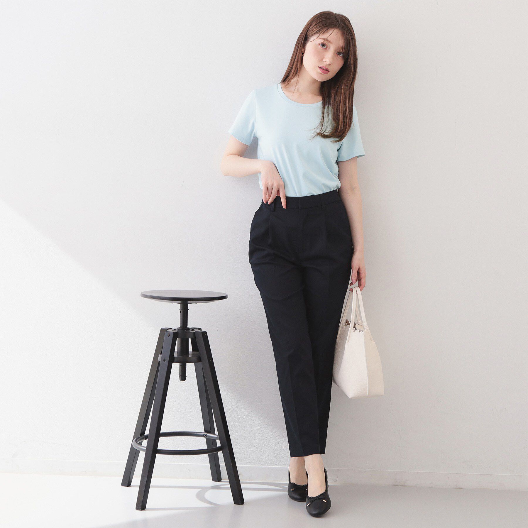 index「薄手なのに透けにくい！ベーシックTシャツ【洗濯機OK/接触冷感/吸水速乾/透け防止/UVケア】《S～」|Tシャツ・カットソー|