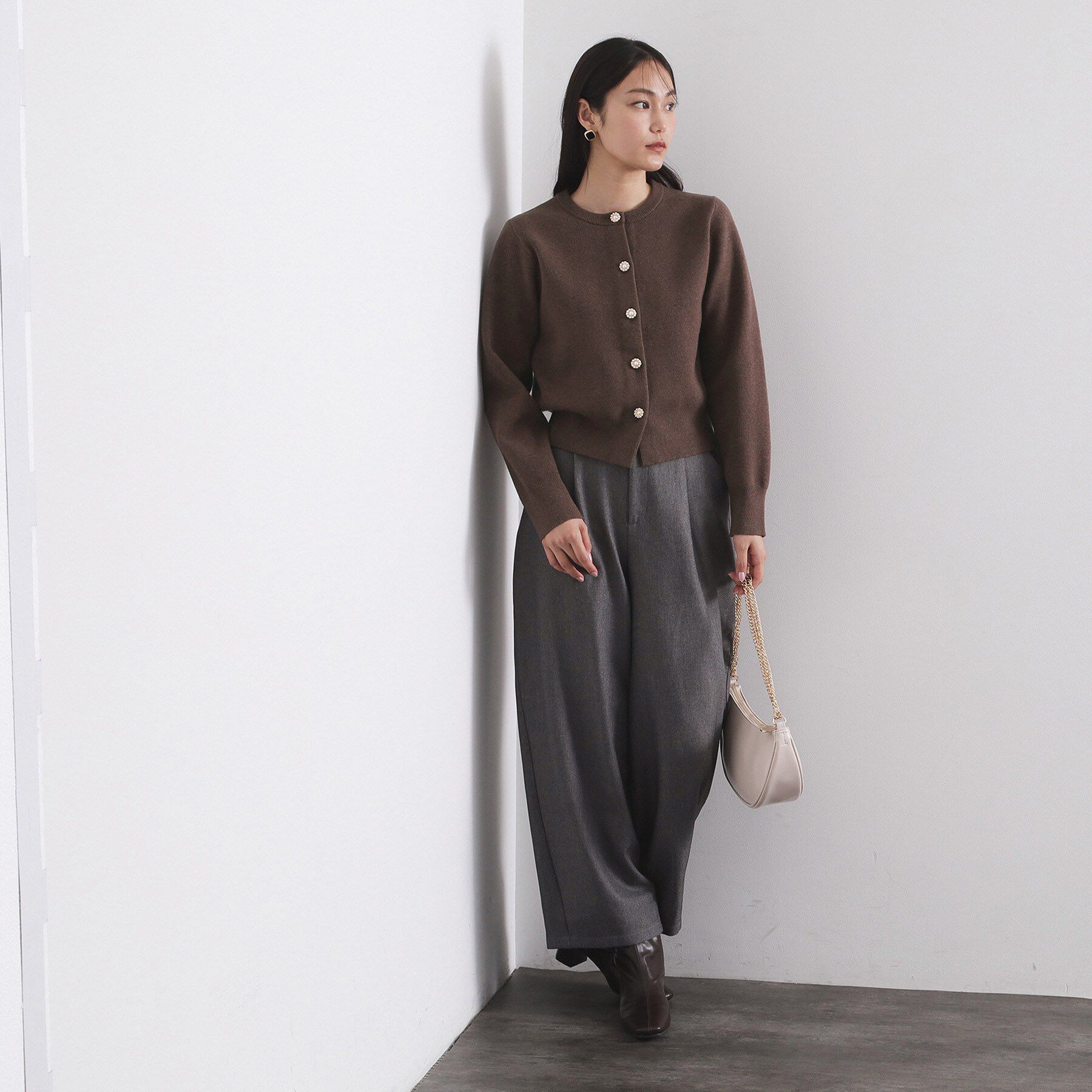 OPAQUE.CLIP「フェイクパールビジューボタンニットカーディガン【洗濯機OK】」|カーディガン|