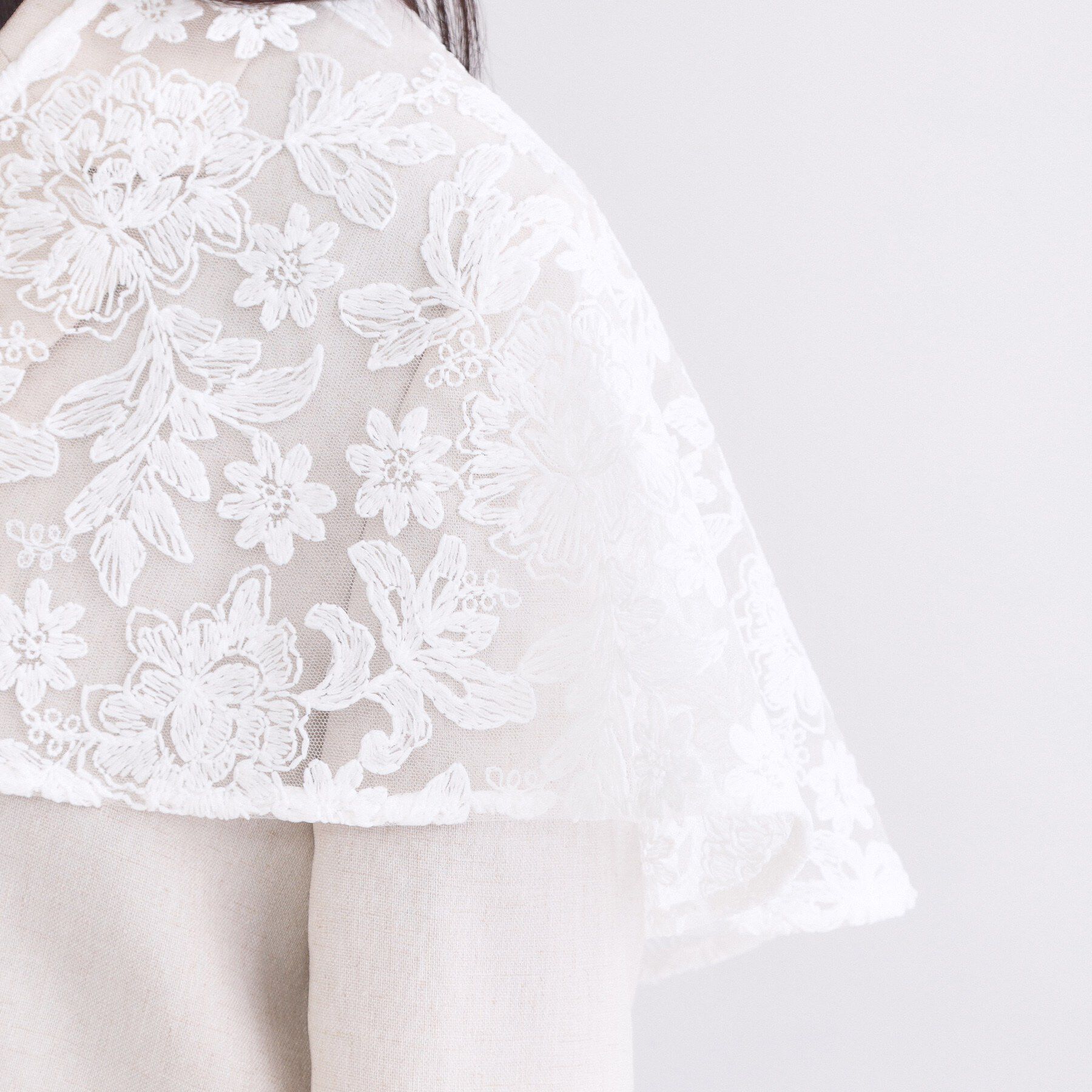 OPAQUE.CLIP「刺繍レースケープ【洗濯機OK】」|ストール|