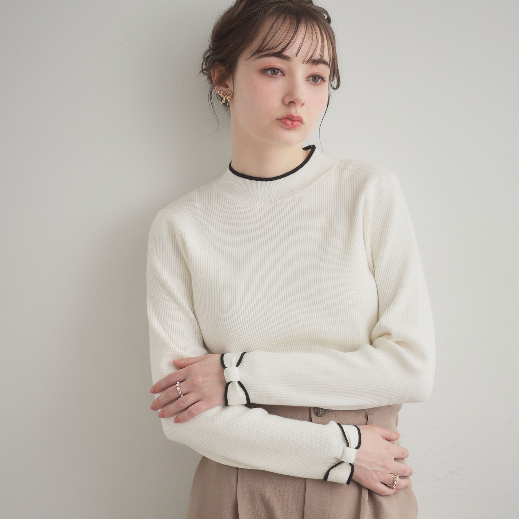 Couture broach「【洗える・着映え】袖リボン リブニット」|ニット・セーター|オフホワイト(003