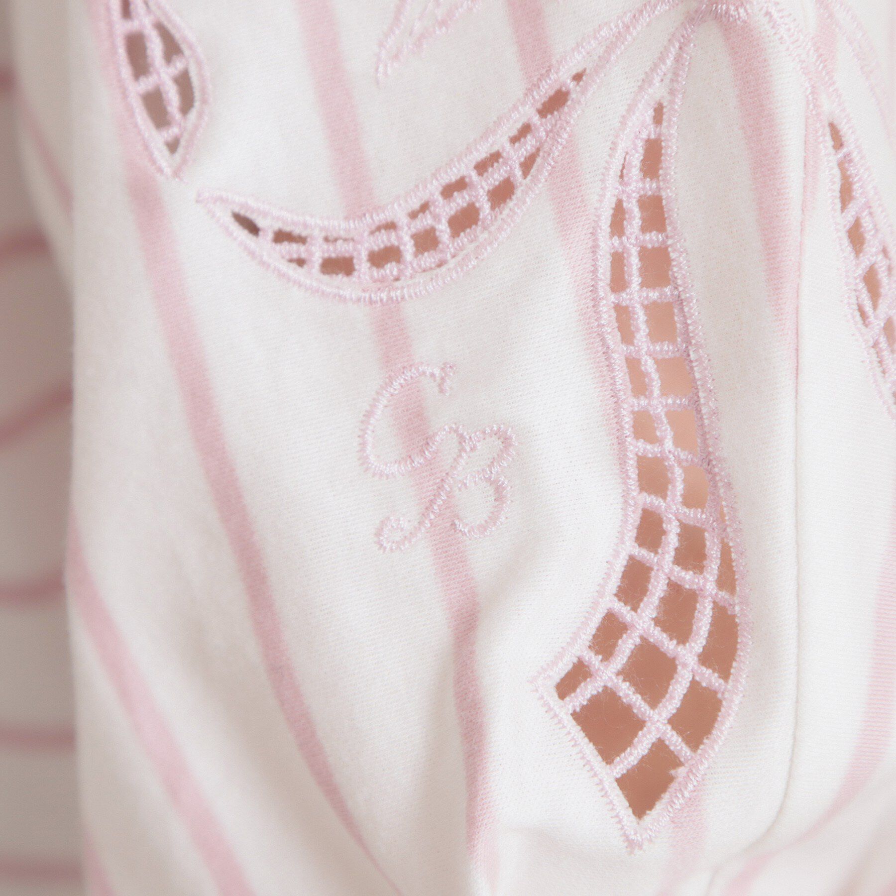 Couture broach「【接触冷感・UVカット】60シルケット エンブロドルマントップス」|Tシャツ・カットソー|