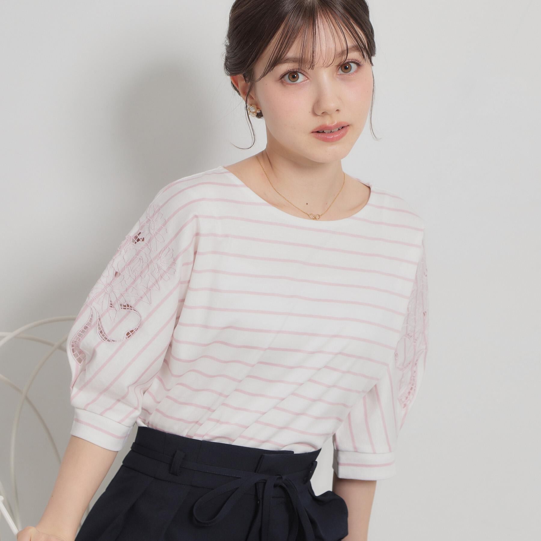 Couture broach「【接触冷感・UVカット】60シルケット エンブロドルマントップス」|Tシャツ・カットソー|ライトピンク(370