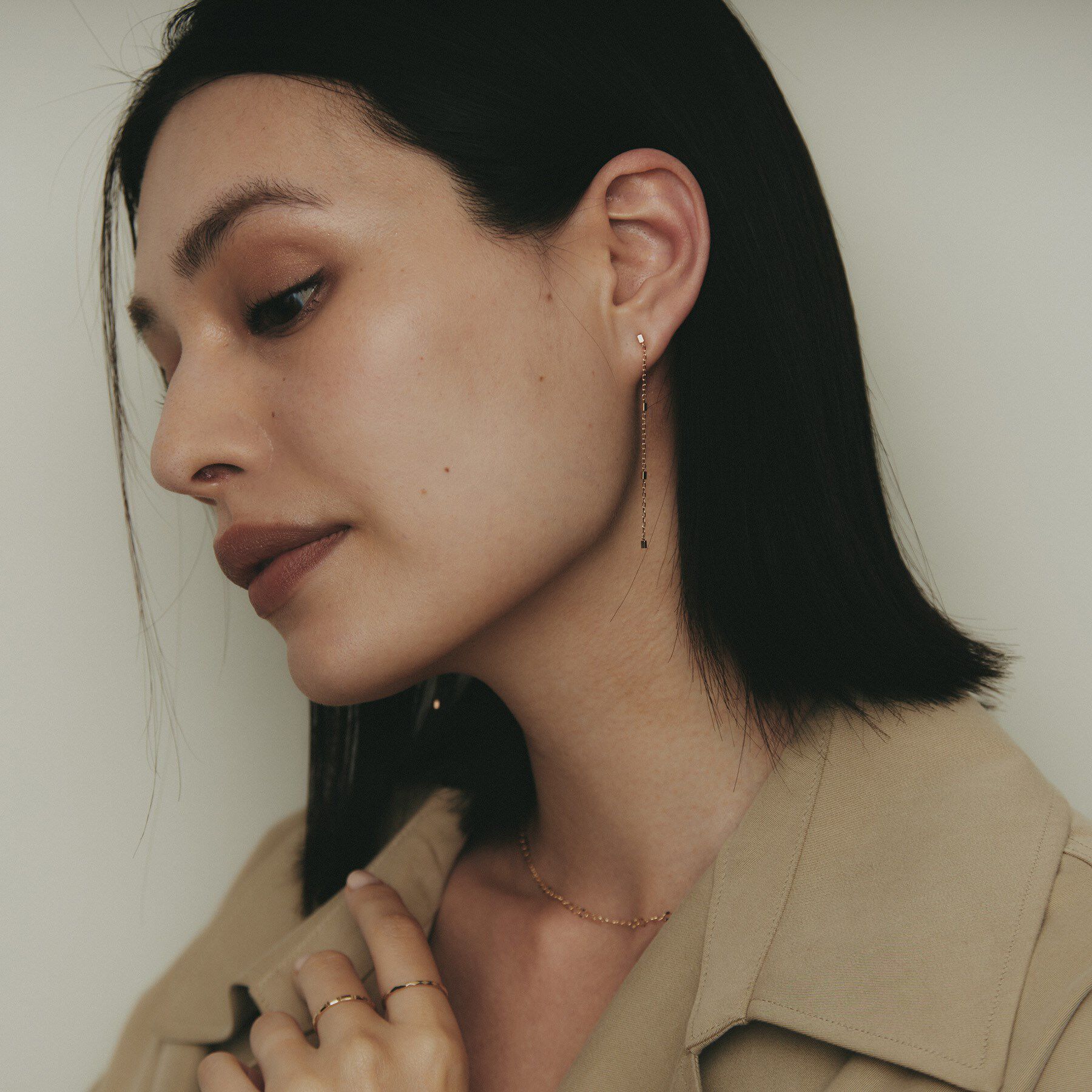 COCOSHNIK「K10スクエアビーズチェーン スタッドピアス」|ピアス|