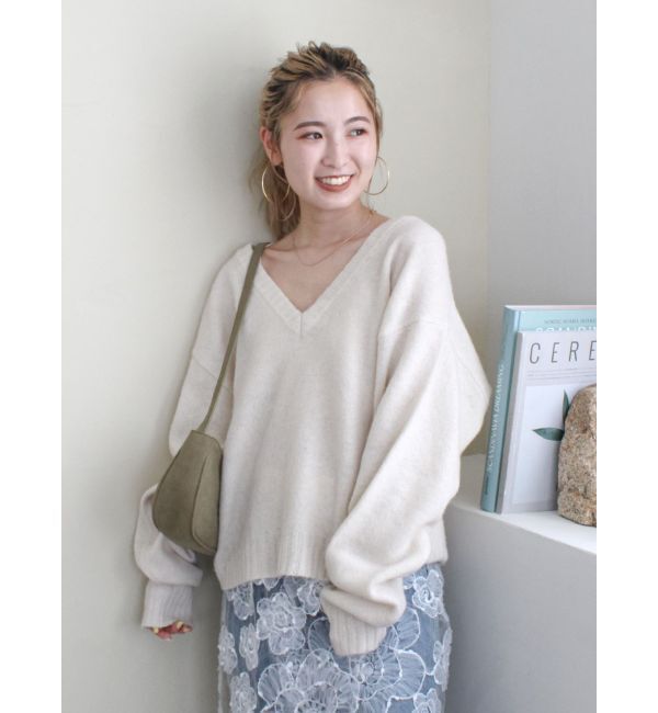 Ungrid「ラムウールVネックニット」|ニット・セーター|