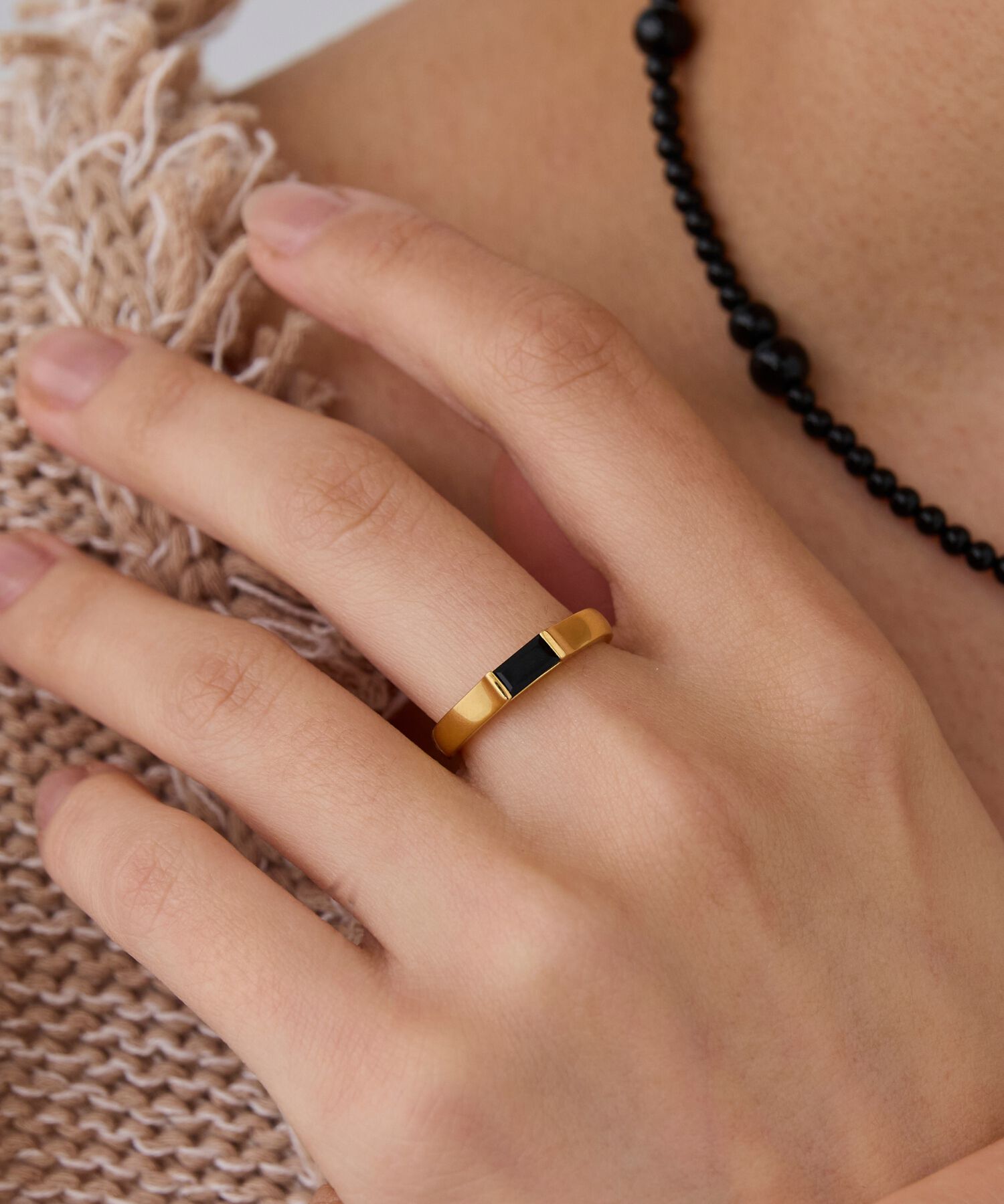 JUPITER「【SV】バケットカットオニキスミニマルリング/天然石/金属アレルギー対応　ゴールド」|リング|