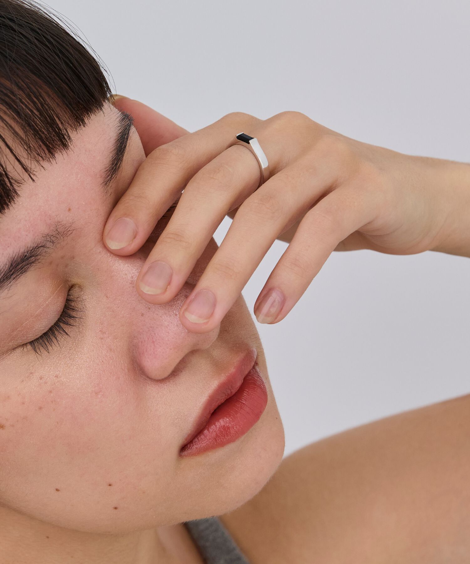 JUPITER「【SV】バケットカットオニキスミニマルリング/天然石/金属アレルギー対応　シルバー」|リング|