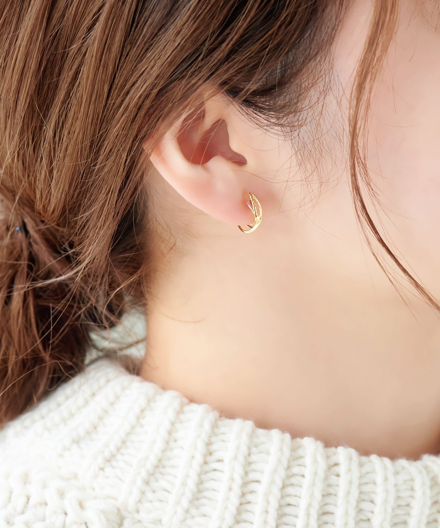 Phoebe「【シリーズ累計販売10000点突破！】アレルギー対応痛くないシリーズクリスタルループフィットイヤリング」|イヤリング|