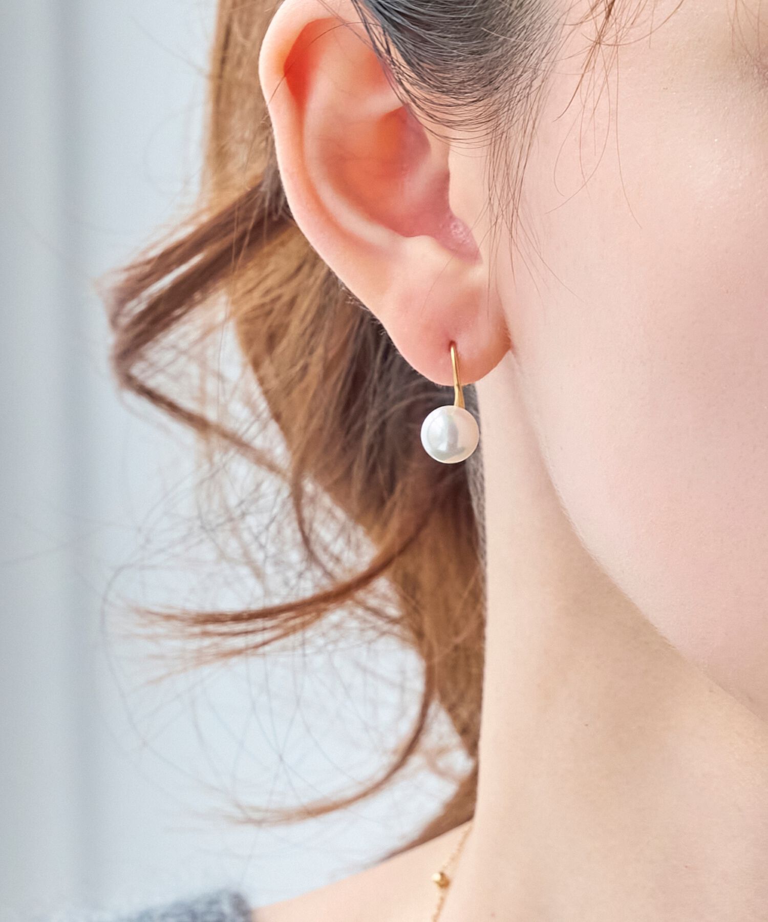 Phoebe「【金属アレルギー対応】デイリーパールフックピアス/サージカルステンレス」|ピアス|ホワイト